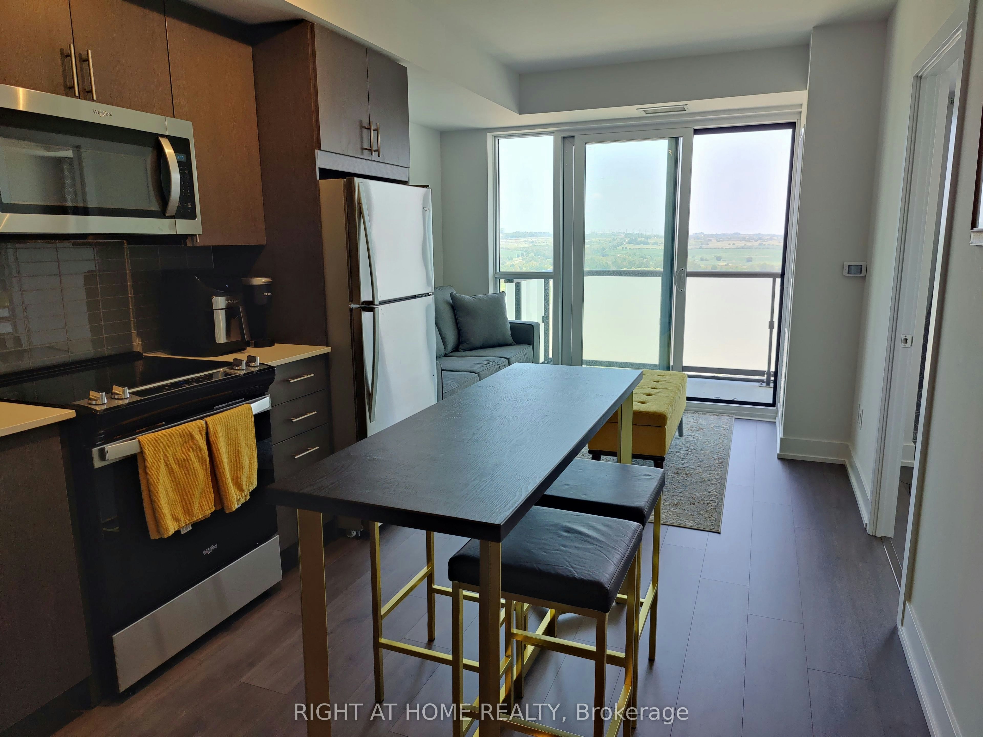 2214-2550 Simcoe Street N, Oshawa, ON, L1L 0R5 - 11