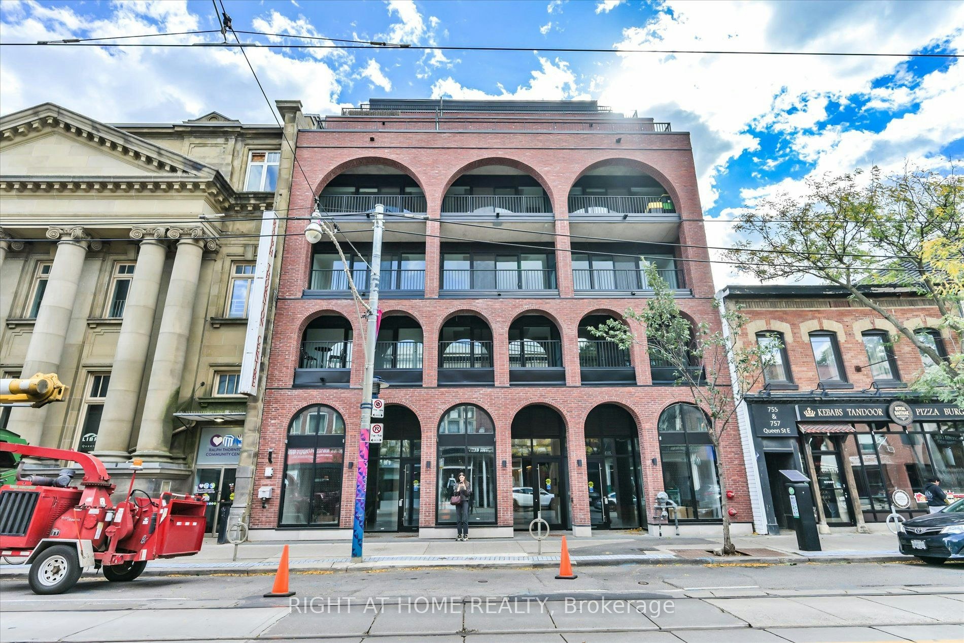 404-761 Queen Street E, Toronto, ON, M4M 1H3