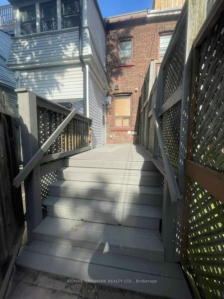 372 Woodbine Avenue, Toronto, ON, M4L 3P6 - 7