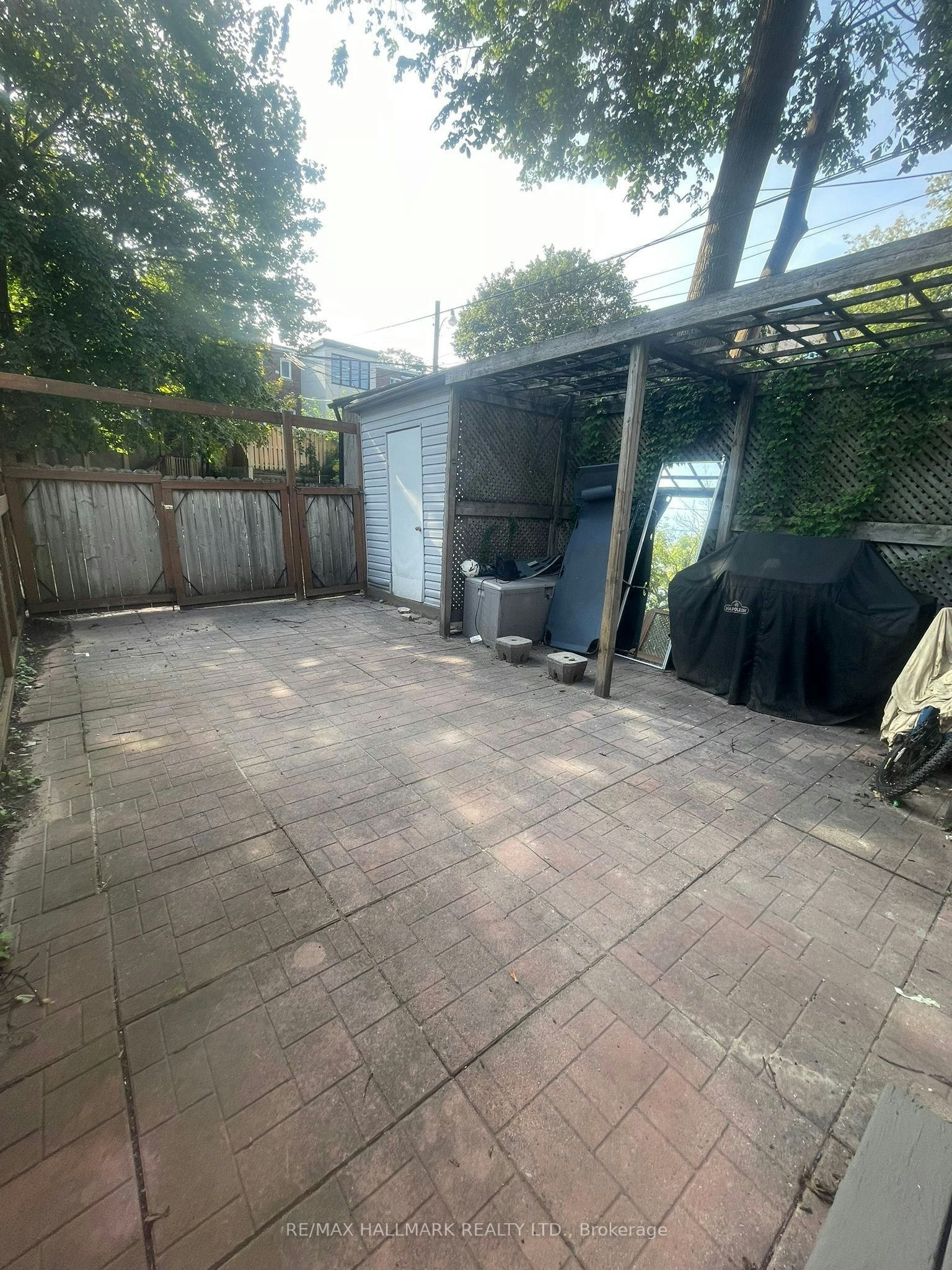 372 Woodbine Avenue, Toronto, ON, M4L 3P6 - 8