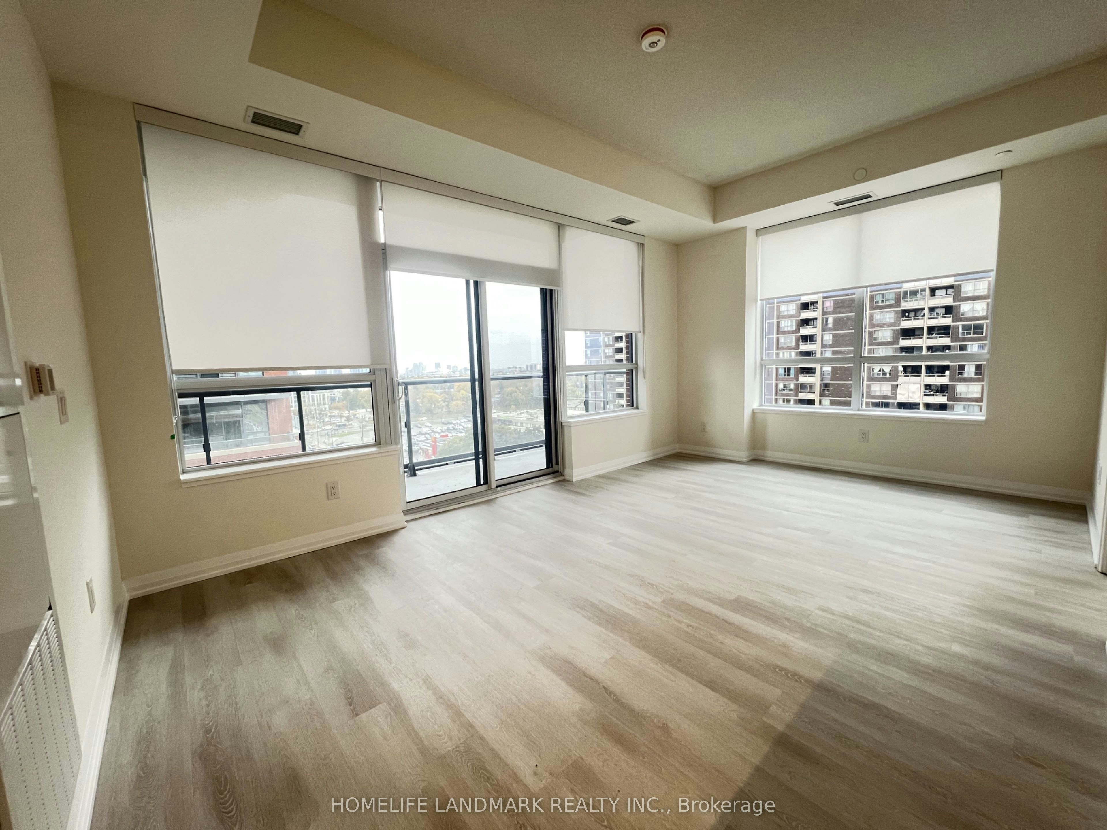 1607-3260 Sheppard Avenue E, Toronto, ON, M1T 3K3 - 2