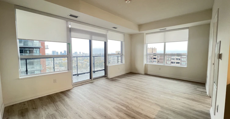 1607-3260 Sheppard Avenue E, Toronto, ON, M1T 3K3