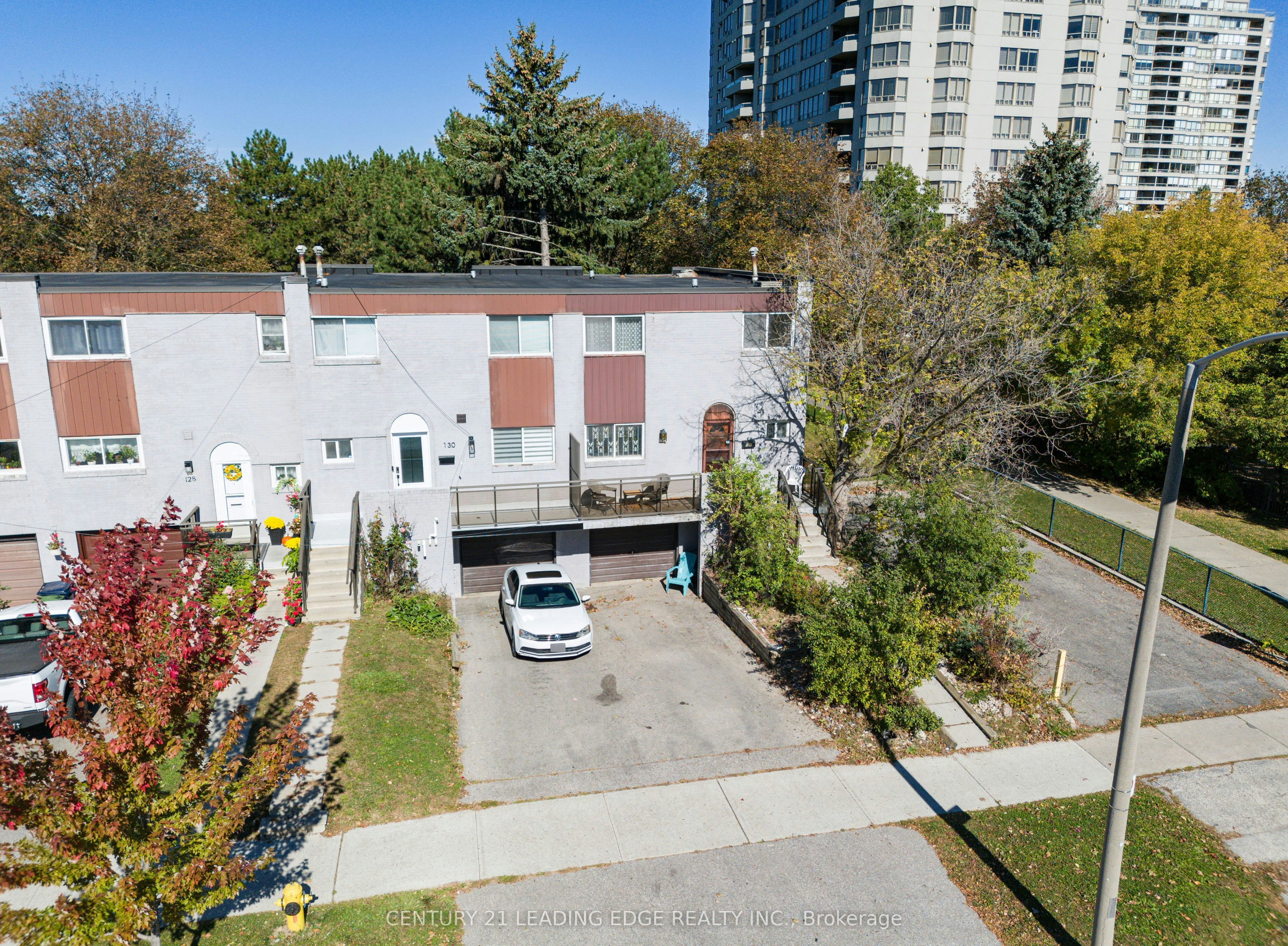 132 Bonis Avenue, Toronto, ON, M1T 2V2