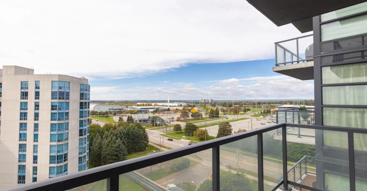 908 A-1606 Charles Street, Whitby, ON, L1N 0P1 - 12