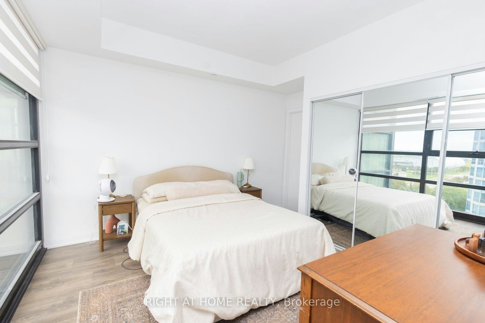 908 A-1606 Charles Street, Whitby, ON, L1N 0P1 - 6
