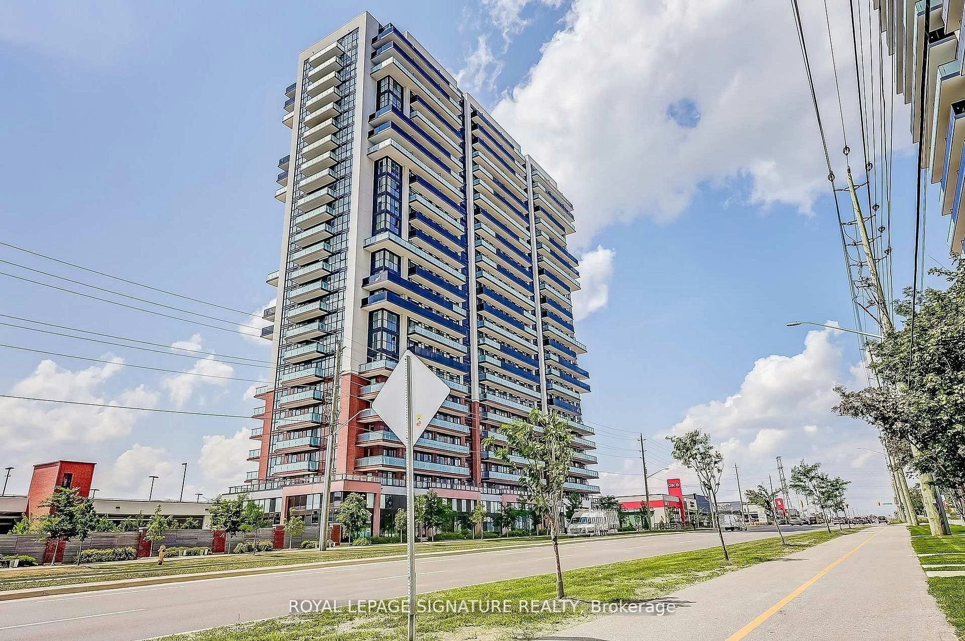 2003-2550 Simcoe Street N, Oshawa, ON, L1L 0R5