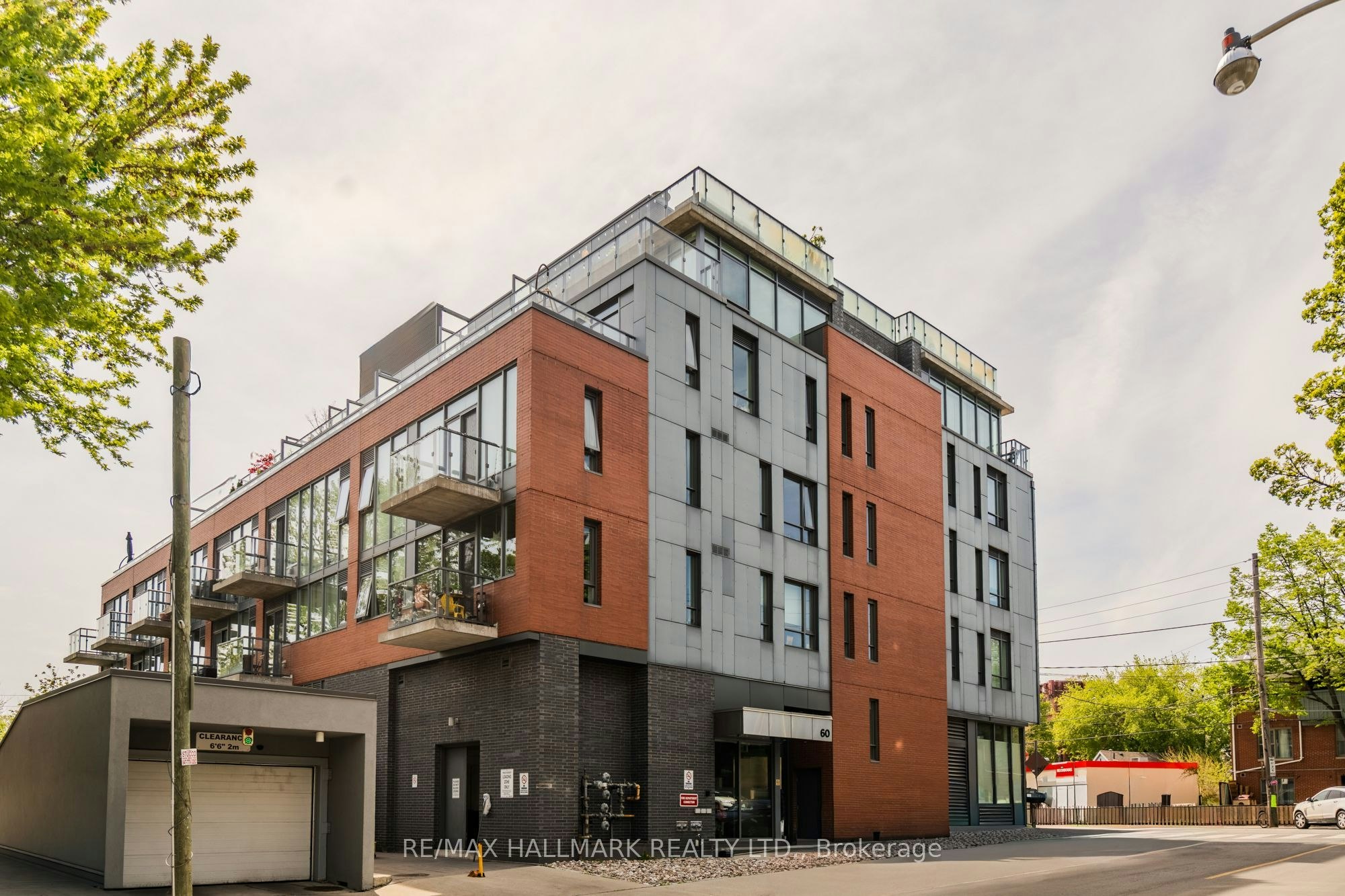 404-60 Haslett Avenue, Toronto, ON, M4L 0A9 - 11
