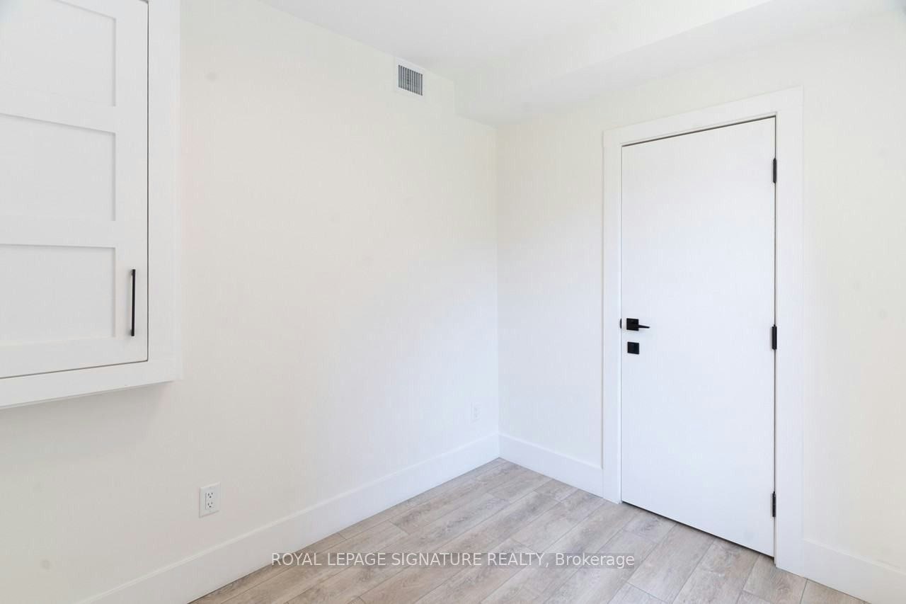 Main-129 Kenilworth Avenue, Toronto, ON, M4L 3S7 - 10