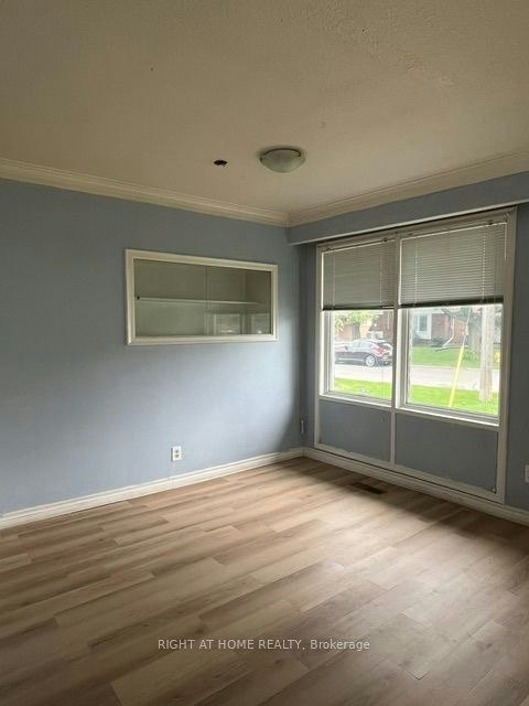 Main-10 Shenley Road, Toronto, ON, M1K 3V6 - 6