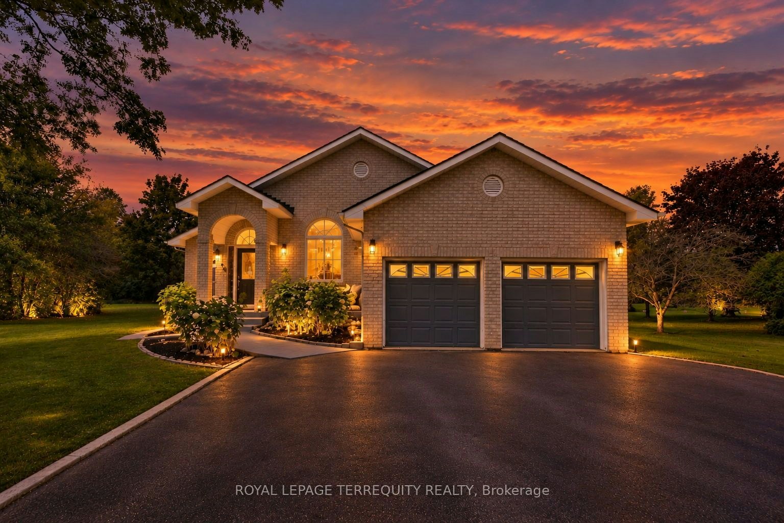 29 Ontoro Boulevard, Ajax, ON, L1Z 1X6