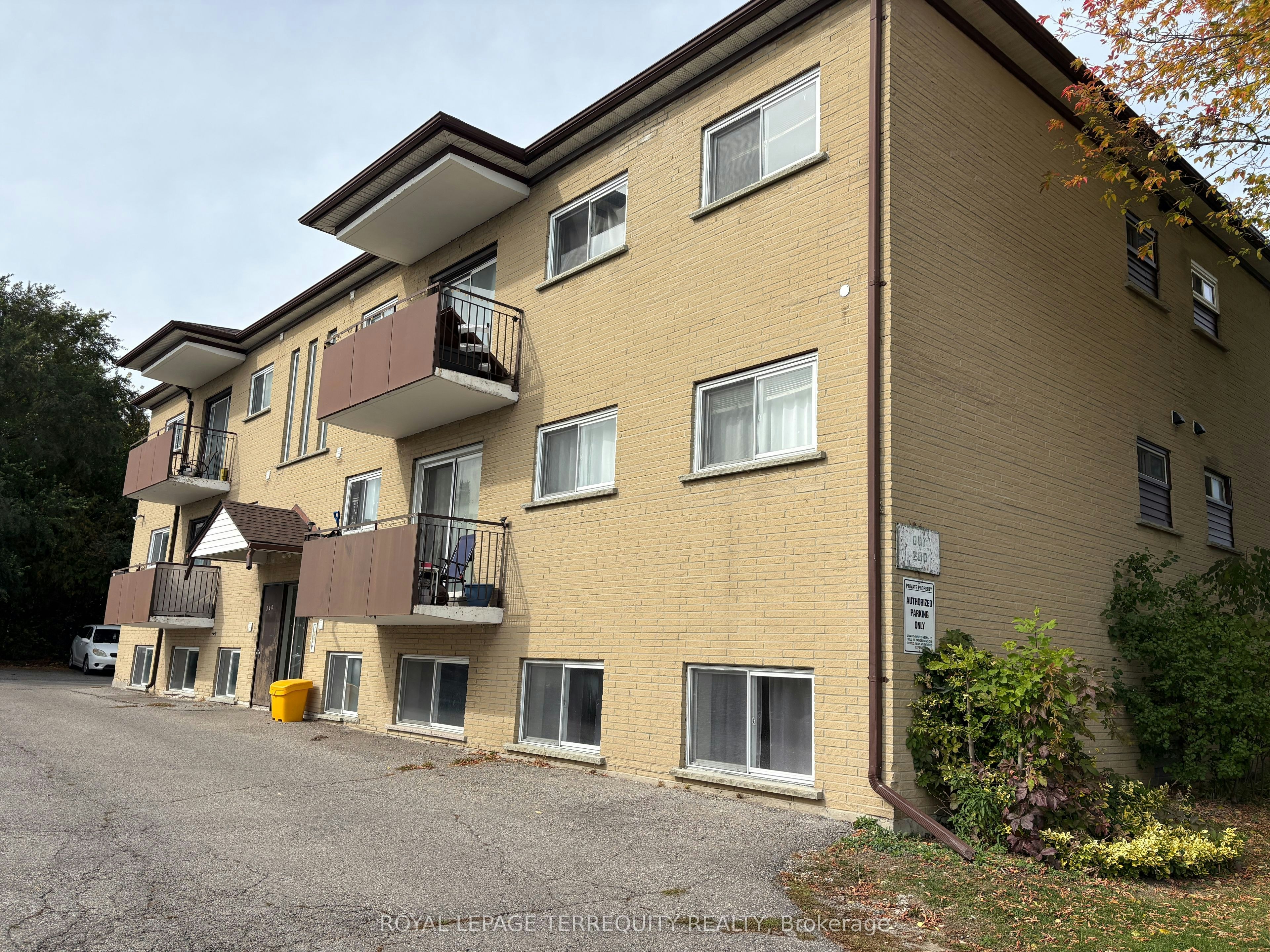 101-200 Park Road N, Oshawa, ON, L1J 4L8 - 16