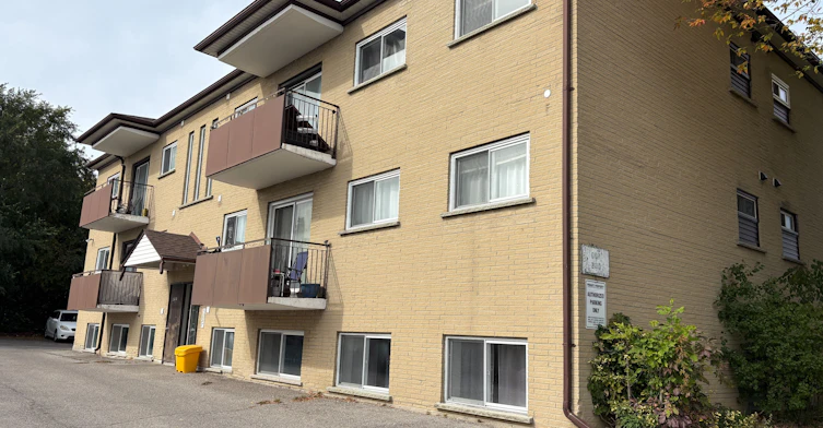 101-200 Park Road N, Oshawa, ON, L1J 4L8 - 16