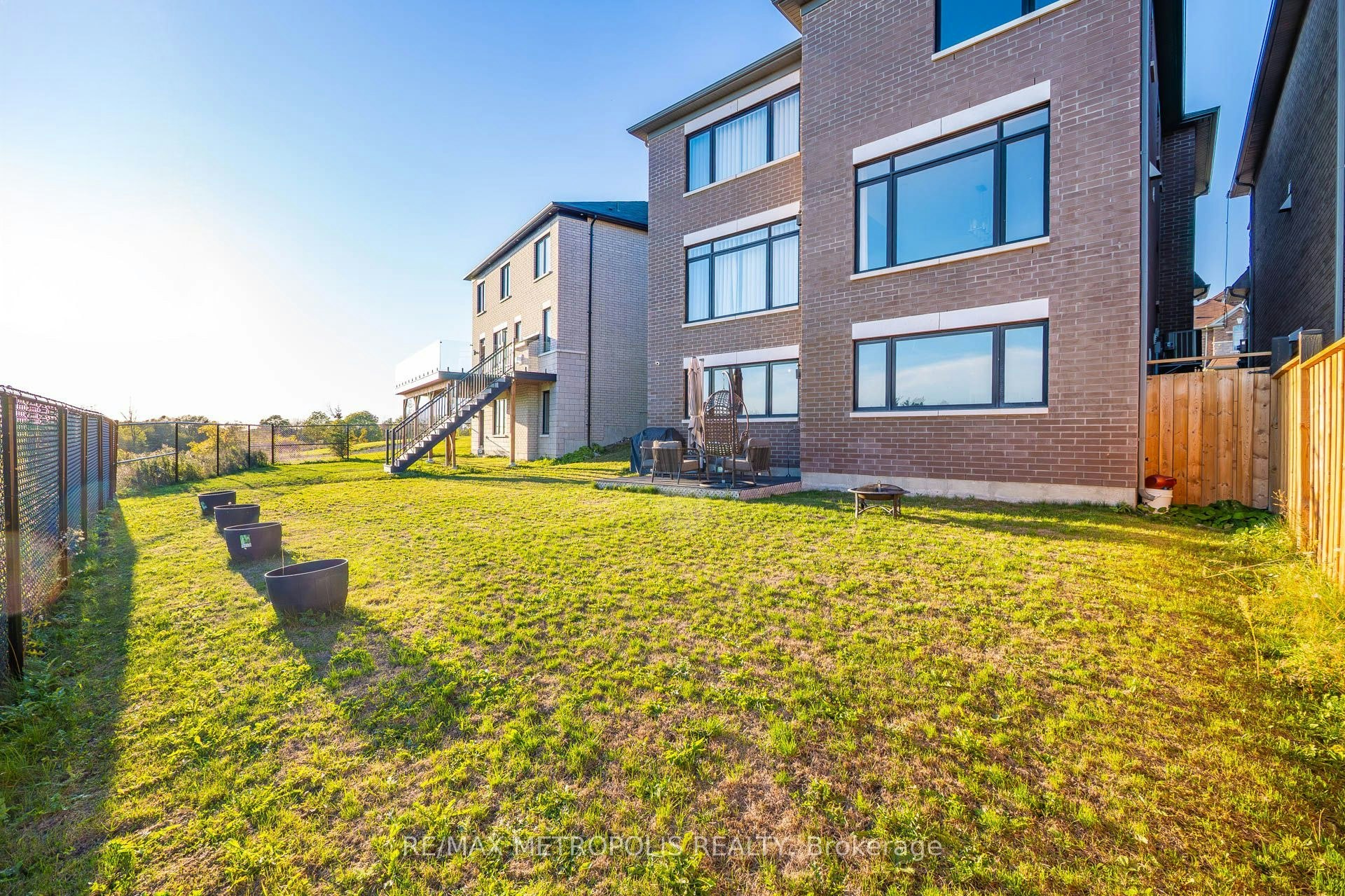 127 Mcphail Main & 2nd Avenue, Clarington, ON, L1C 7H2 - 44