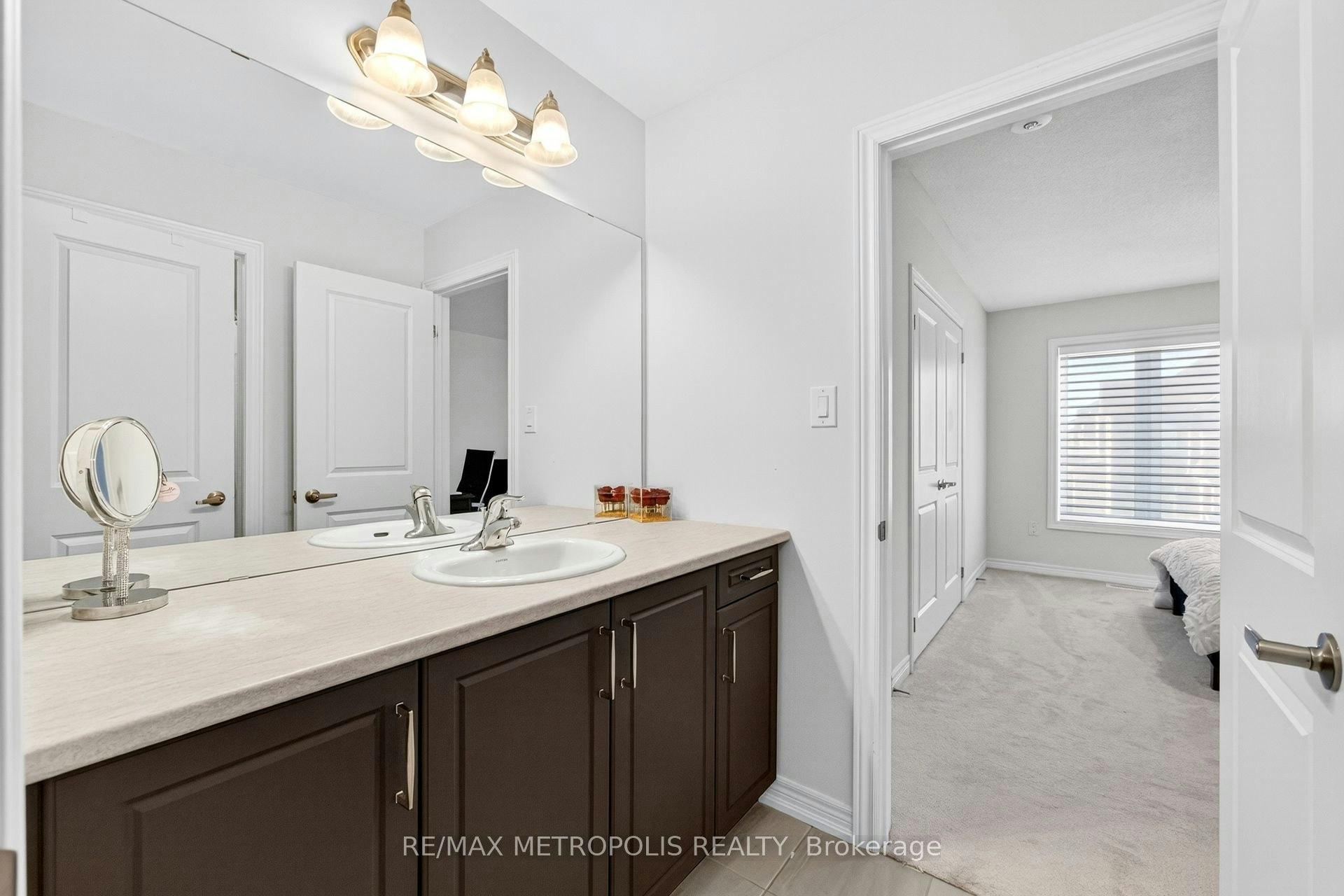 127 Mcphail Main & 2nd Avenue, Clarington, ON, L1C 7H2 - 33