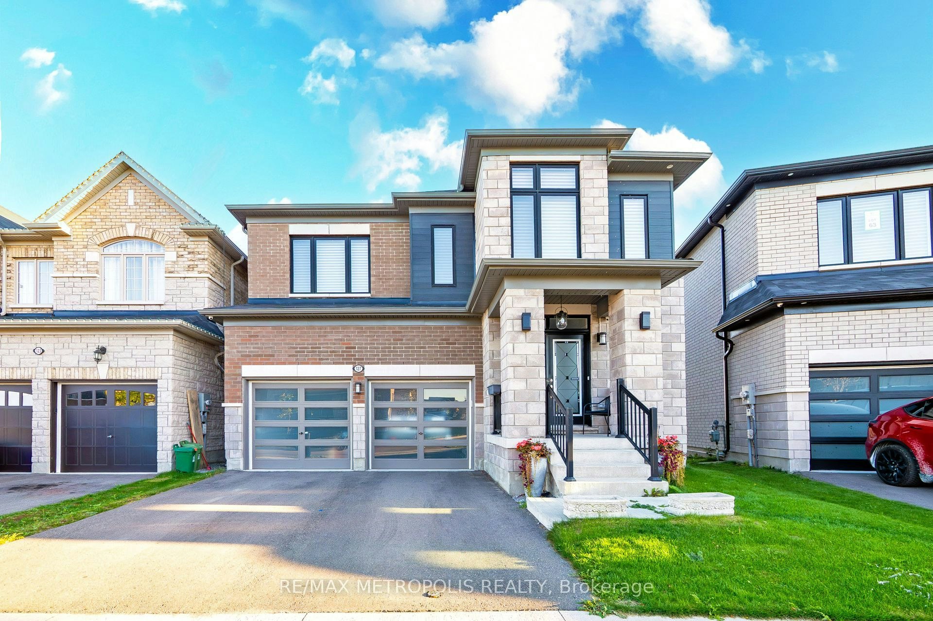 127 Mcphail Main & 2nd Avenue, Clarington, ON, L1C 7H2 - 2