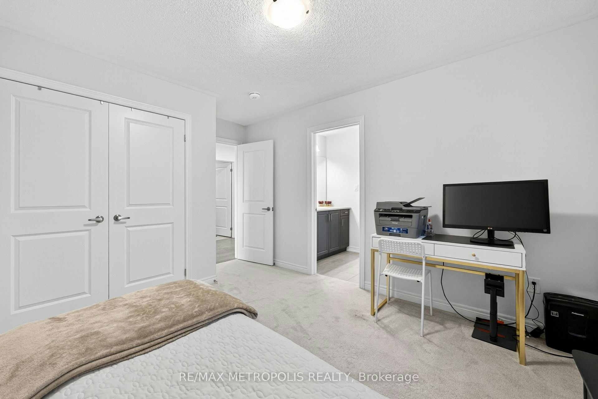 127 Mcphail Main & 2nd Avenue, Clarington, ON, L1C 7H2 - 32