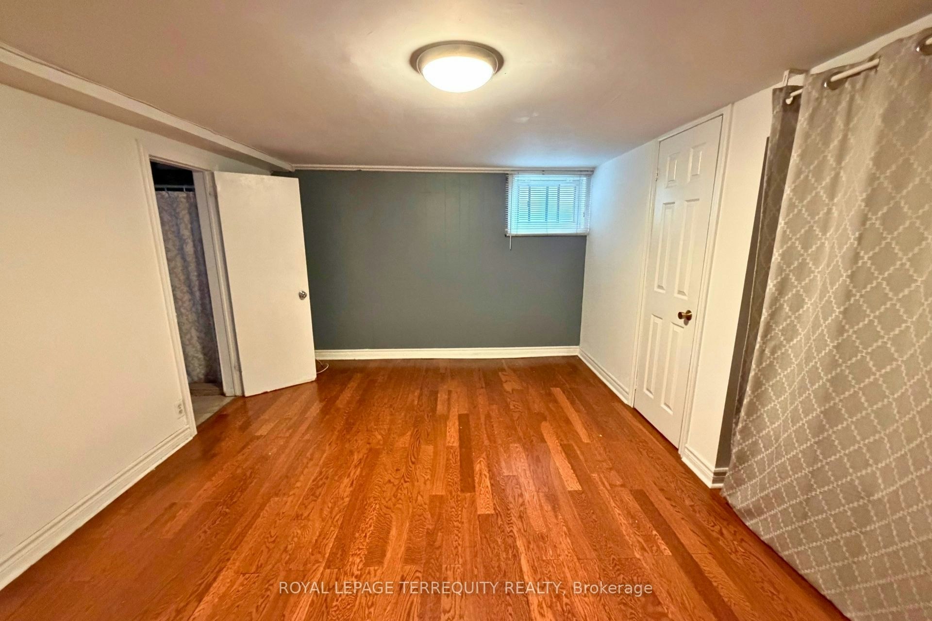 Basement-43 Holland Avenue, Toronto, ON, M4B 2C7 - 4