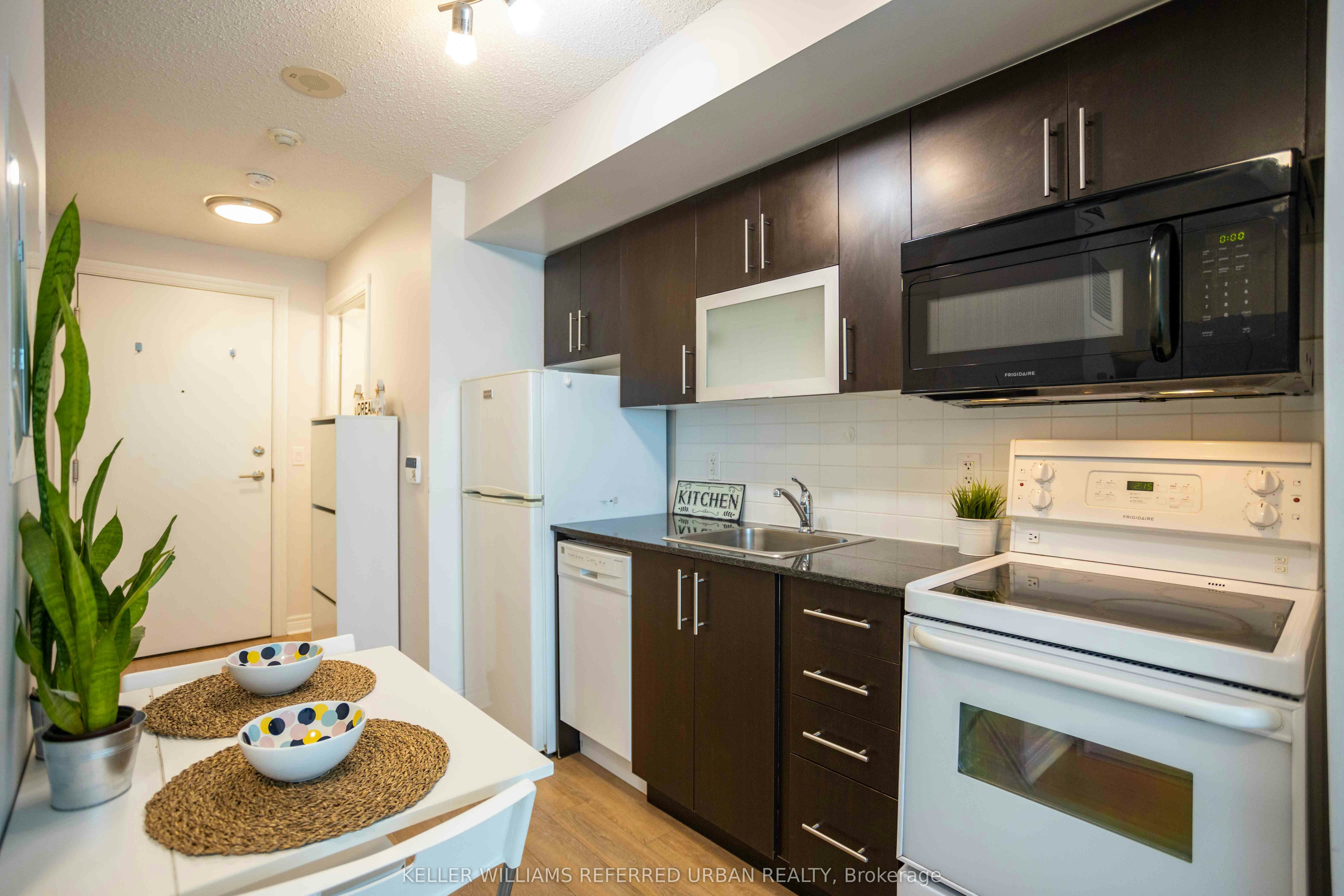 1107-50 Town Centre Court, Toronto, ON, M1P 4Y7 - 2