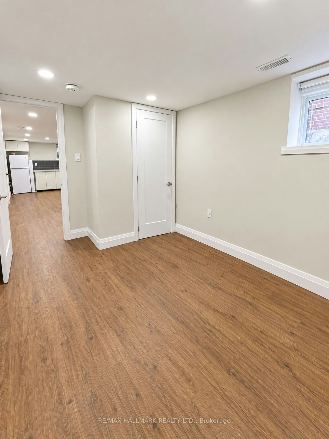 Basement-88 Lamb Avenue, Toronto, ON, M4J 4M3 - 5