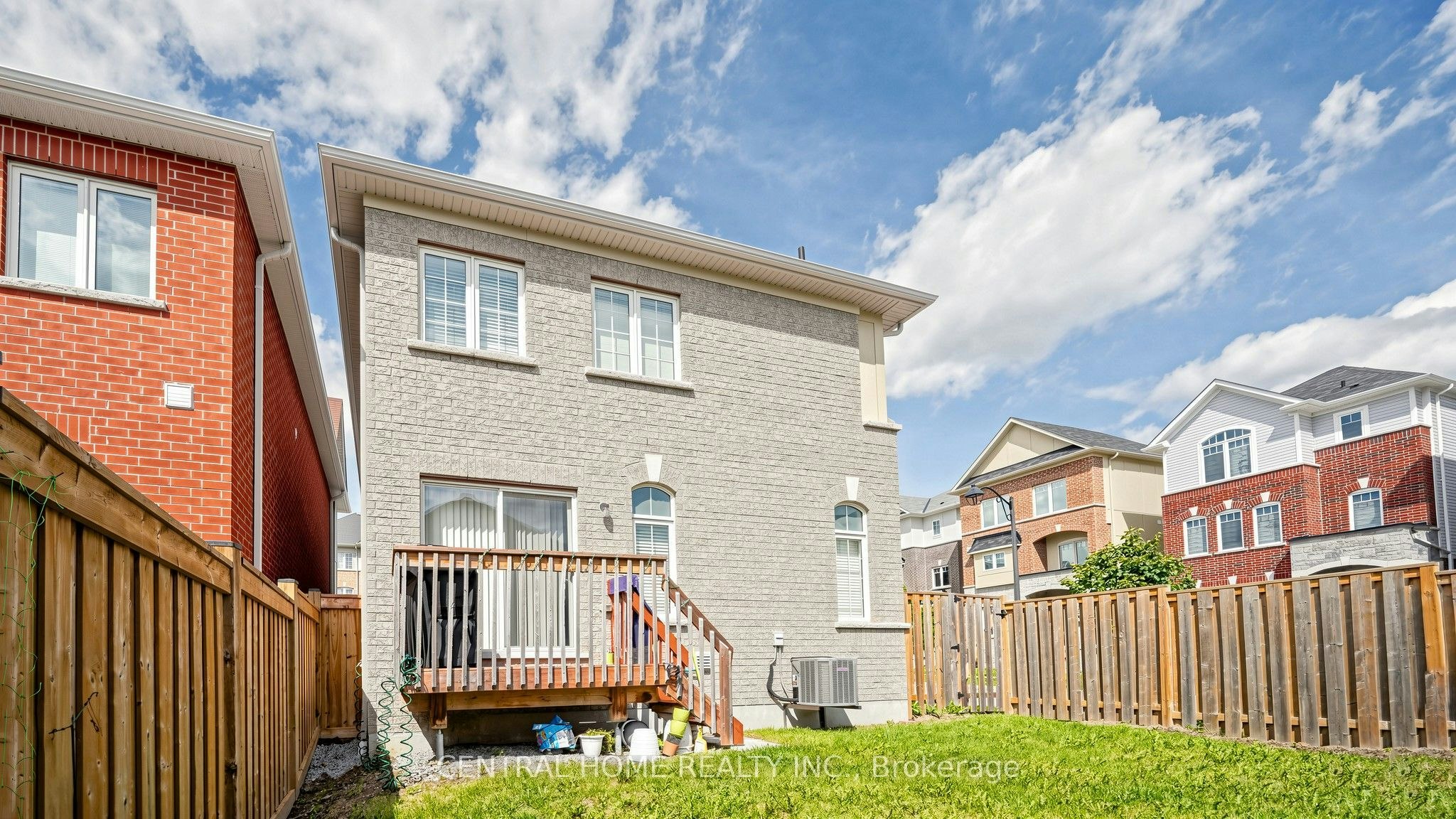 25 Camilleri Road, Ajax, ON, L1Z 0T2 - 34