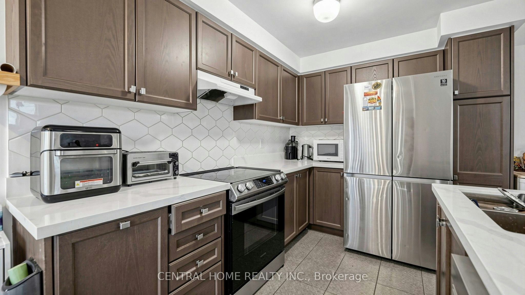 25 Camilleri Road, Ajax, ON, L1Z 0T2 - 10