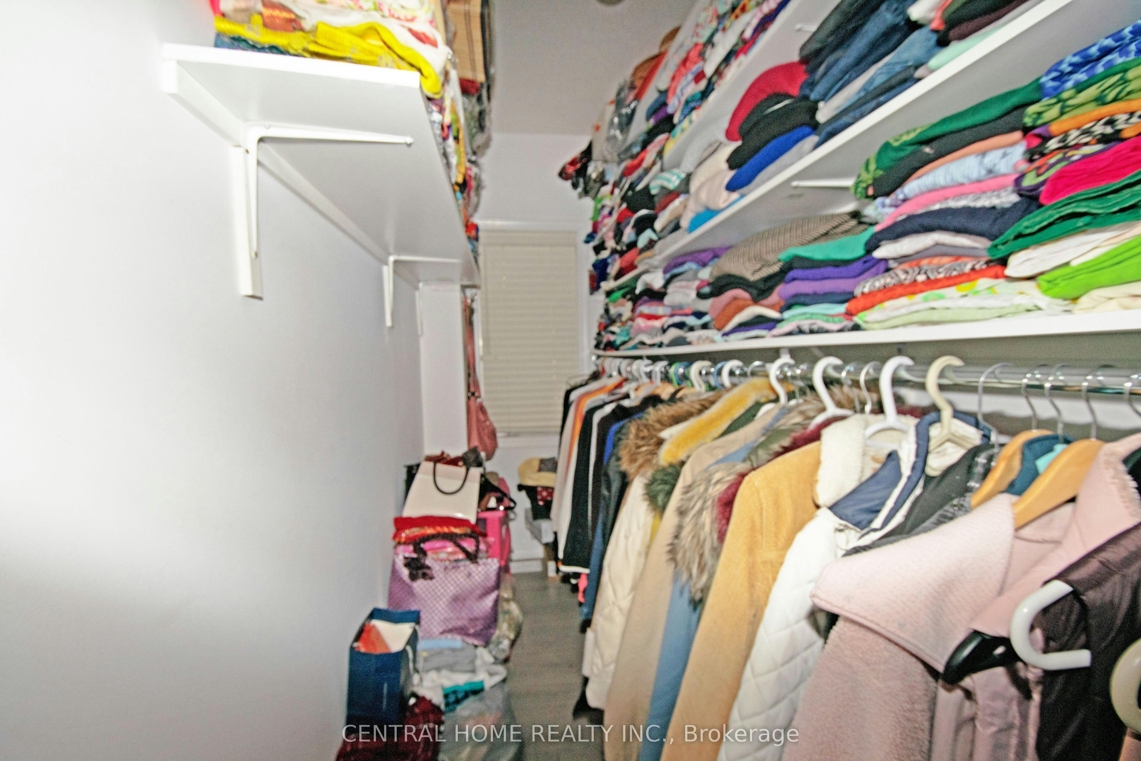25 Camilleri Road, Ajax, ON, L1Z 0T2 - 23