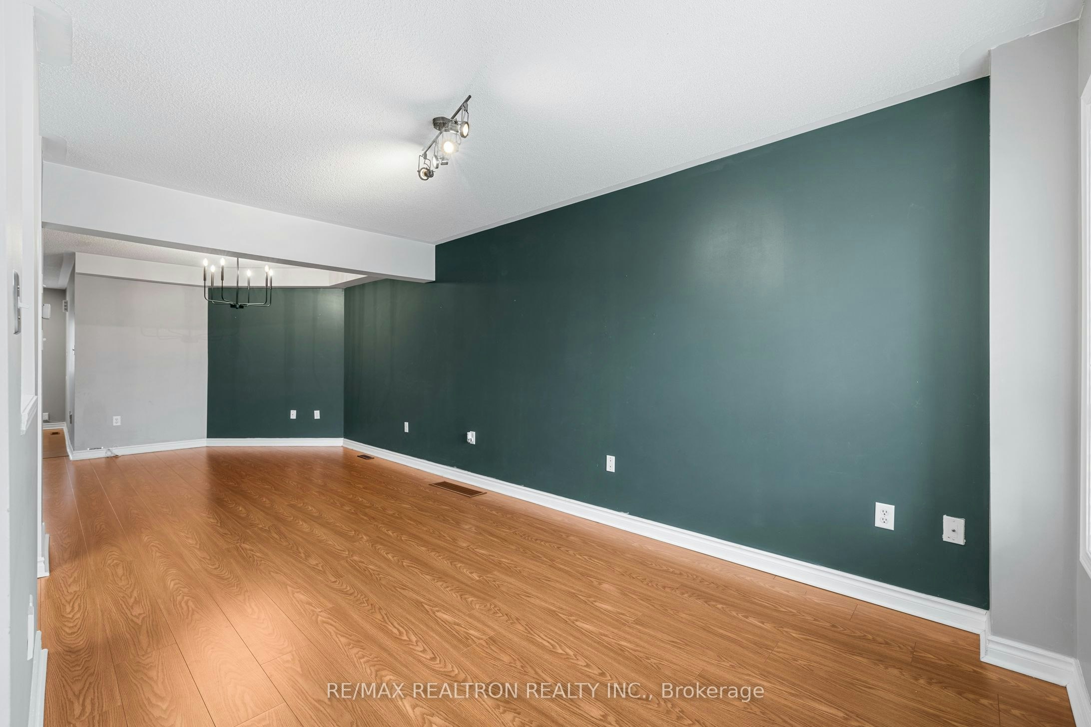 55 Atlantis Drive, Whitby, ON, L1N 0E3 - 6