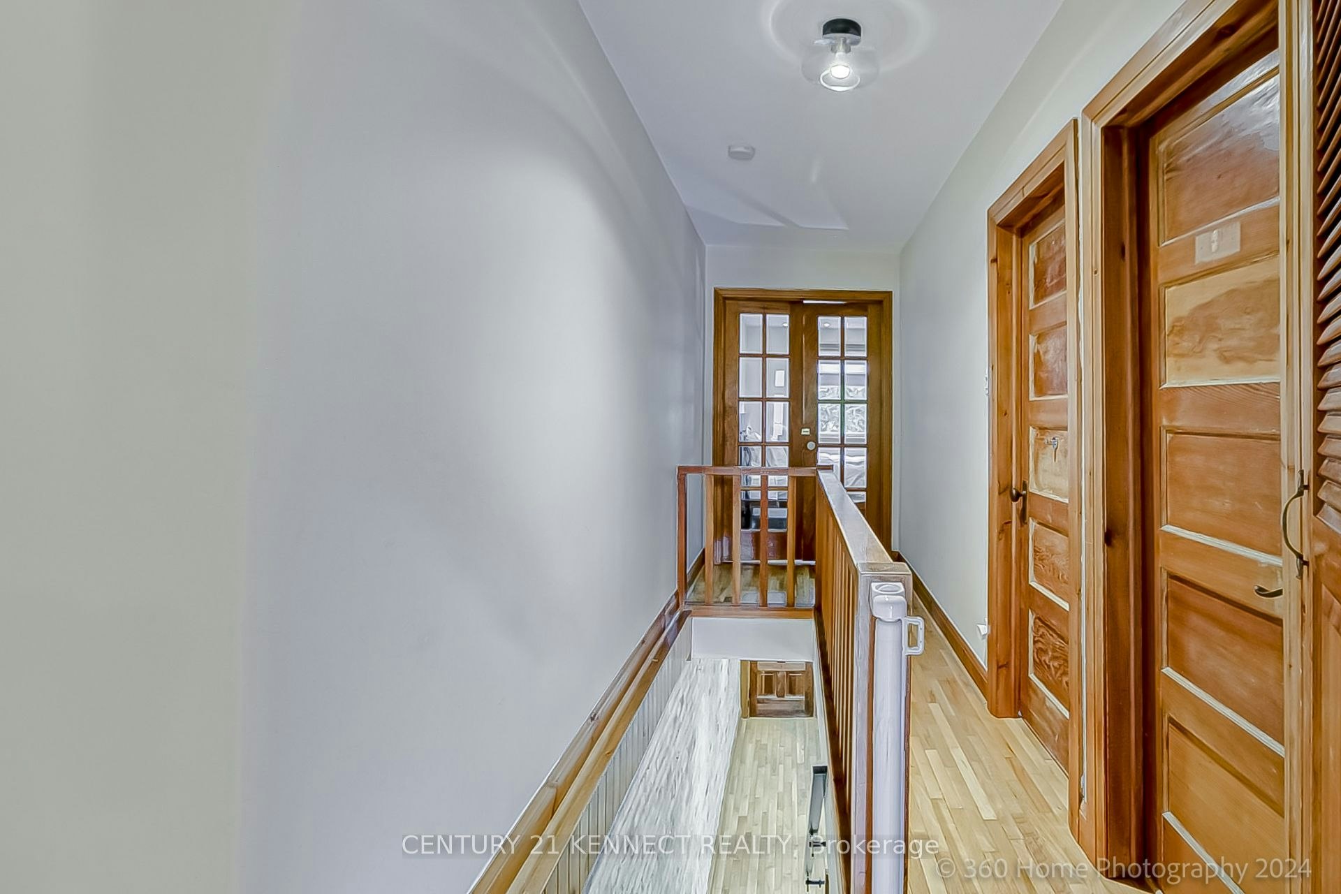 48 Stephenson Avenue, Toronto, ON, M4C 1G1 - 12