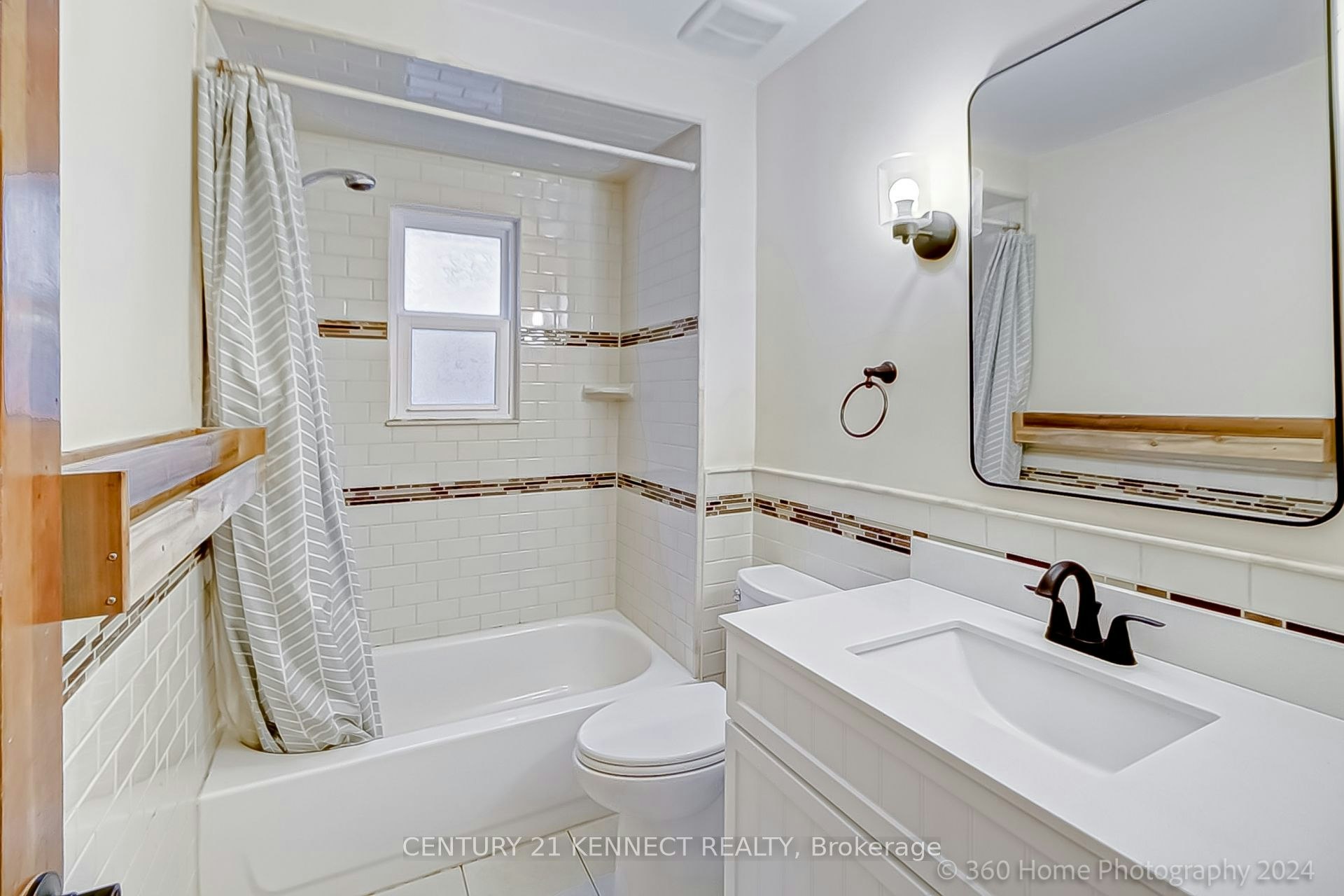 48 Stephenson Avenue, Toronto, ON, M4C 1G1 - 13