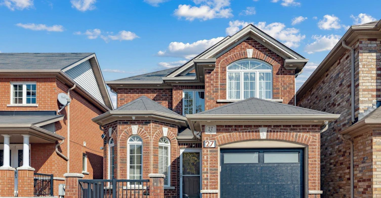 27 Shapland Crescent, Ajax, ON, L1Z 0K2