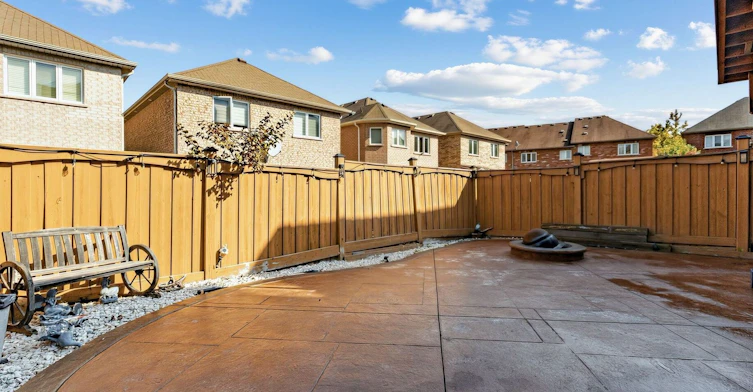 27 Shapland Crescent, Ajax, ON, L1Z 0K2 - 28