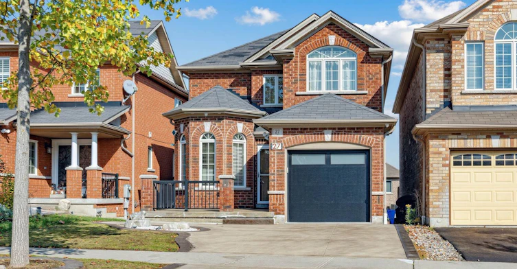 27 Shapland Crescent, Ajax, ON, L1Z 0K2 - 2