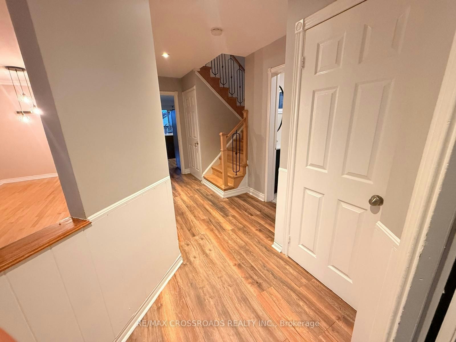 21 Fernbank Place, Whitby, ON, L1R 1S9 - 10