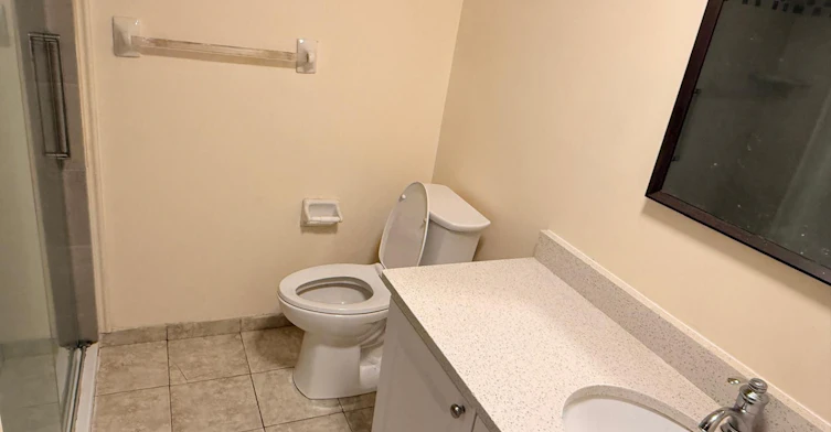 21 Fernbank Place, Whitby, ON, L1R 1S9 - 25