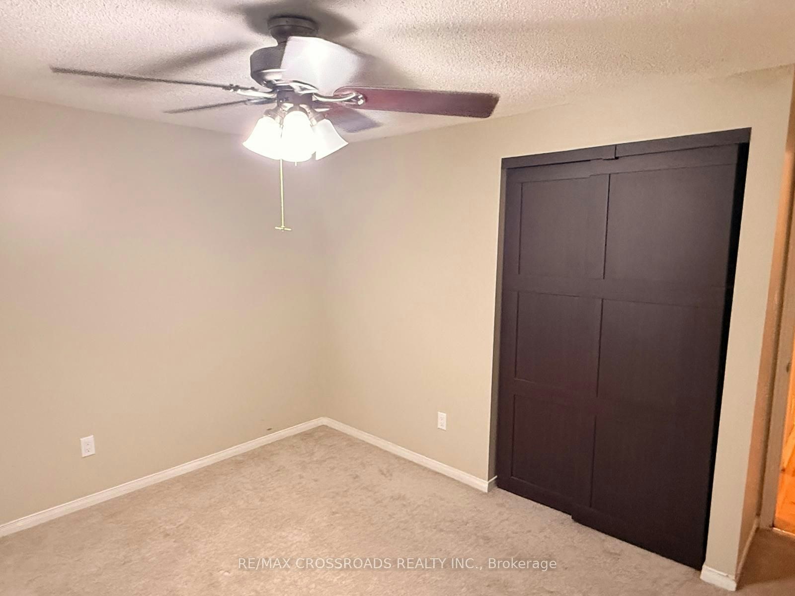 21 Fernbank Place, Whitby, ON, L1R 1S9 - 27