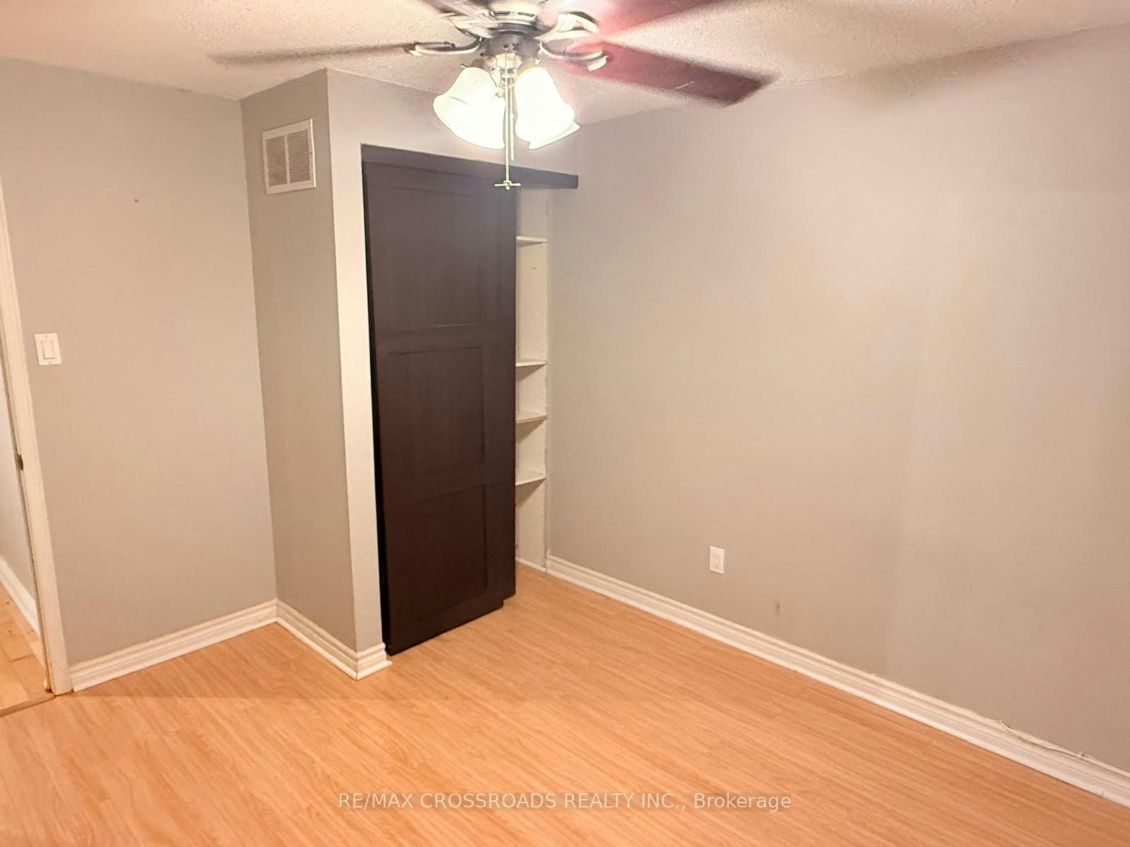 21 Fernbank Place, Whitby, ON, L1R 1S9 - 29