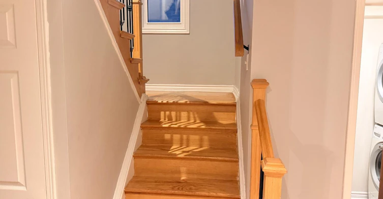 21 Fernbank Place, Whitby, ON, L1R 1S9 - 21