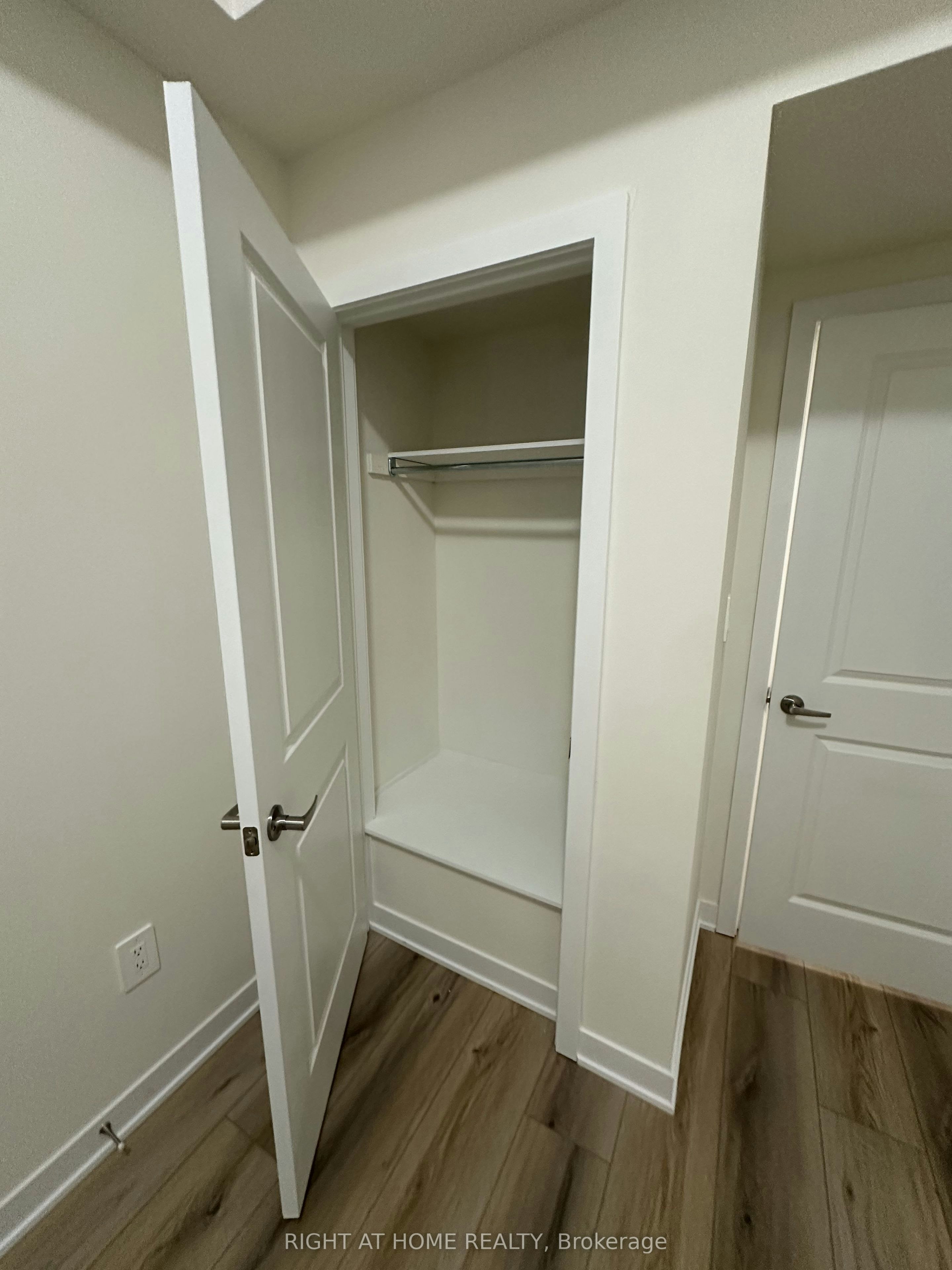 302-755 Omega Drive, Pickering, ON, L1V 0H1 - 27