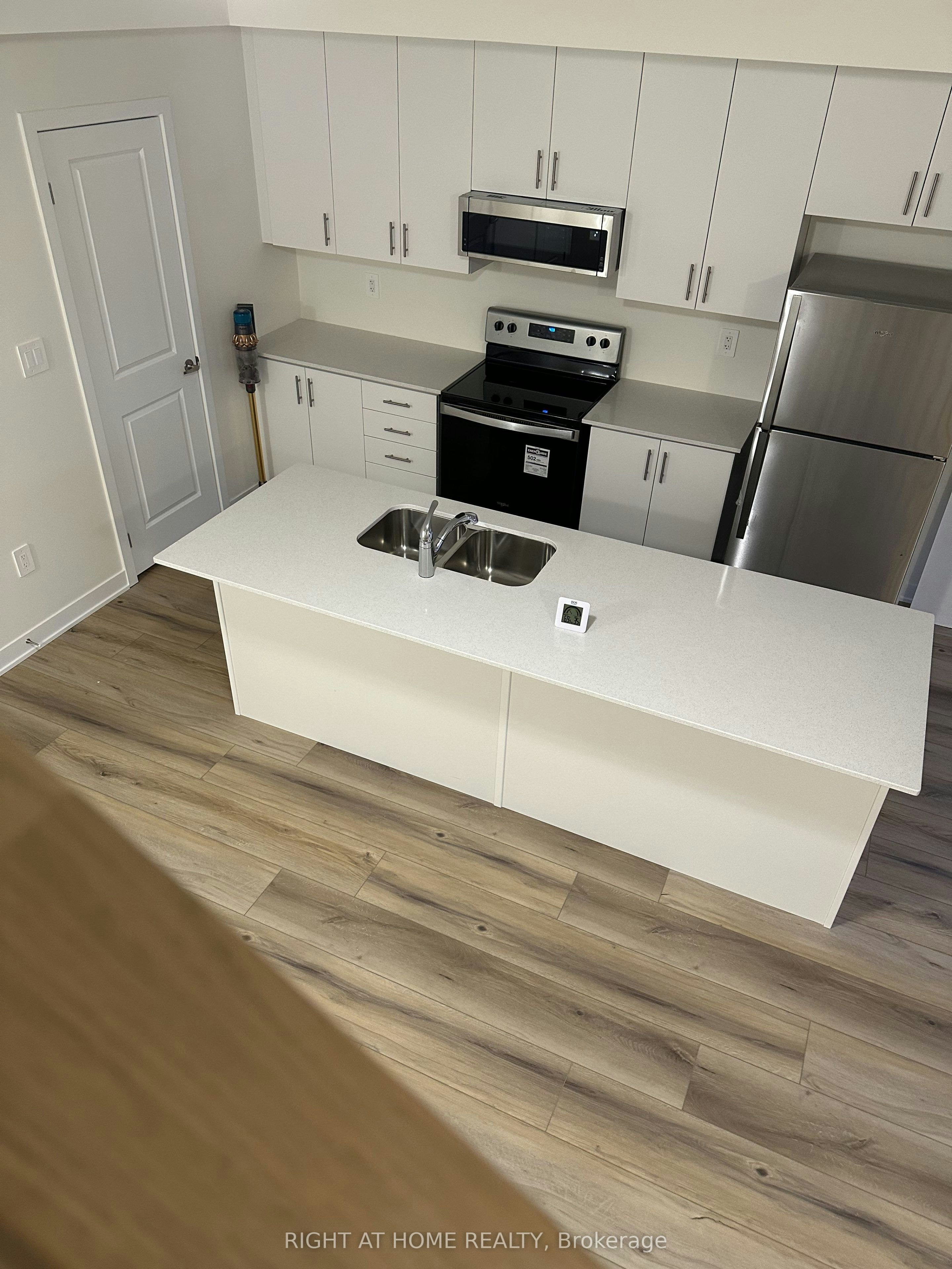 302-755 Omega Drive, Pickering, ON, L1V 0H1 - 20
