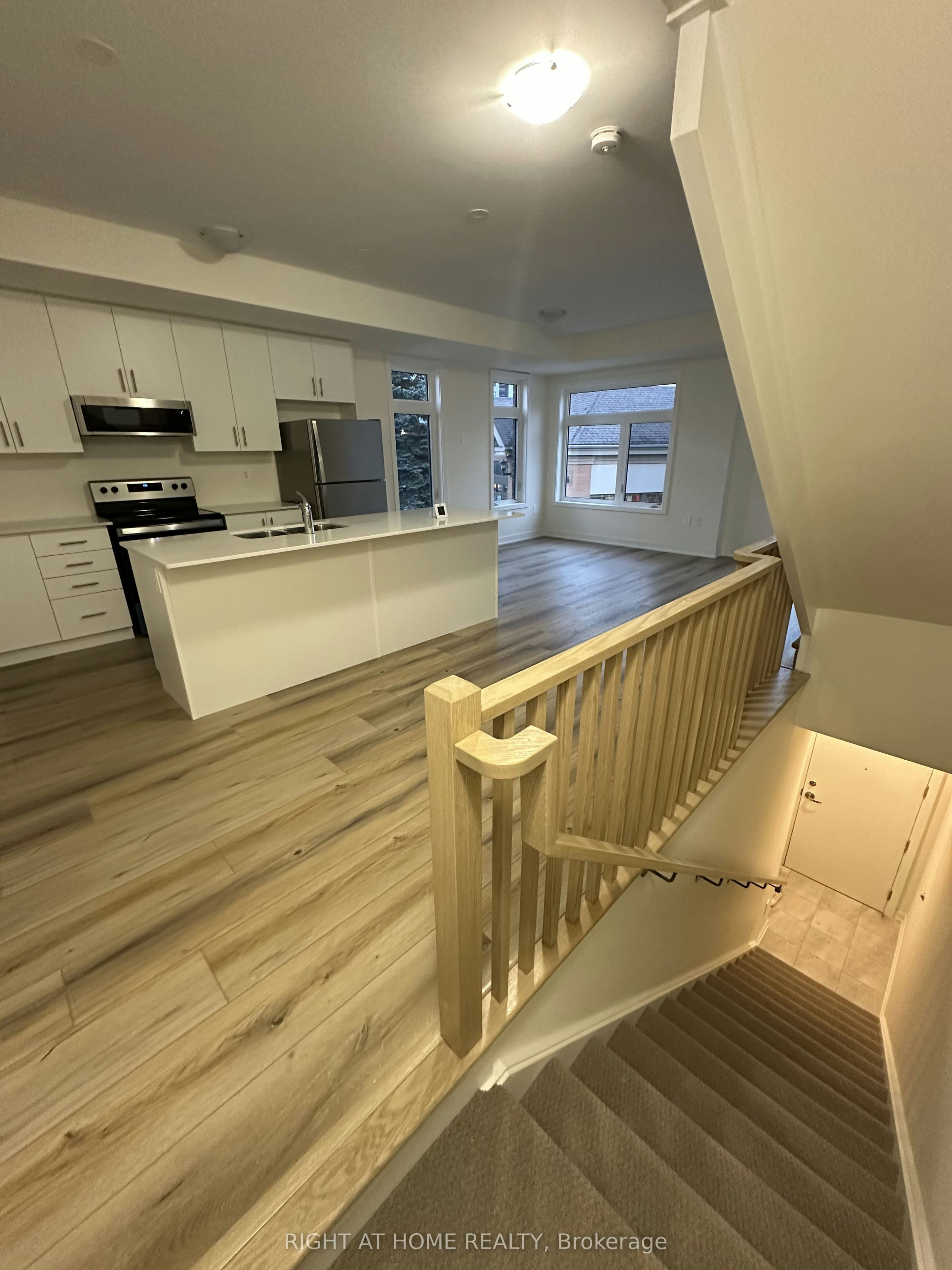 302-755 Omega Drive, Pickering, ON, L1V 0H1 - 4