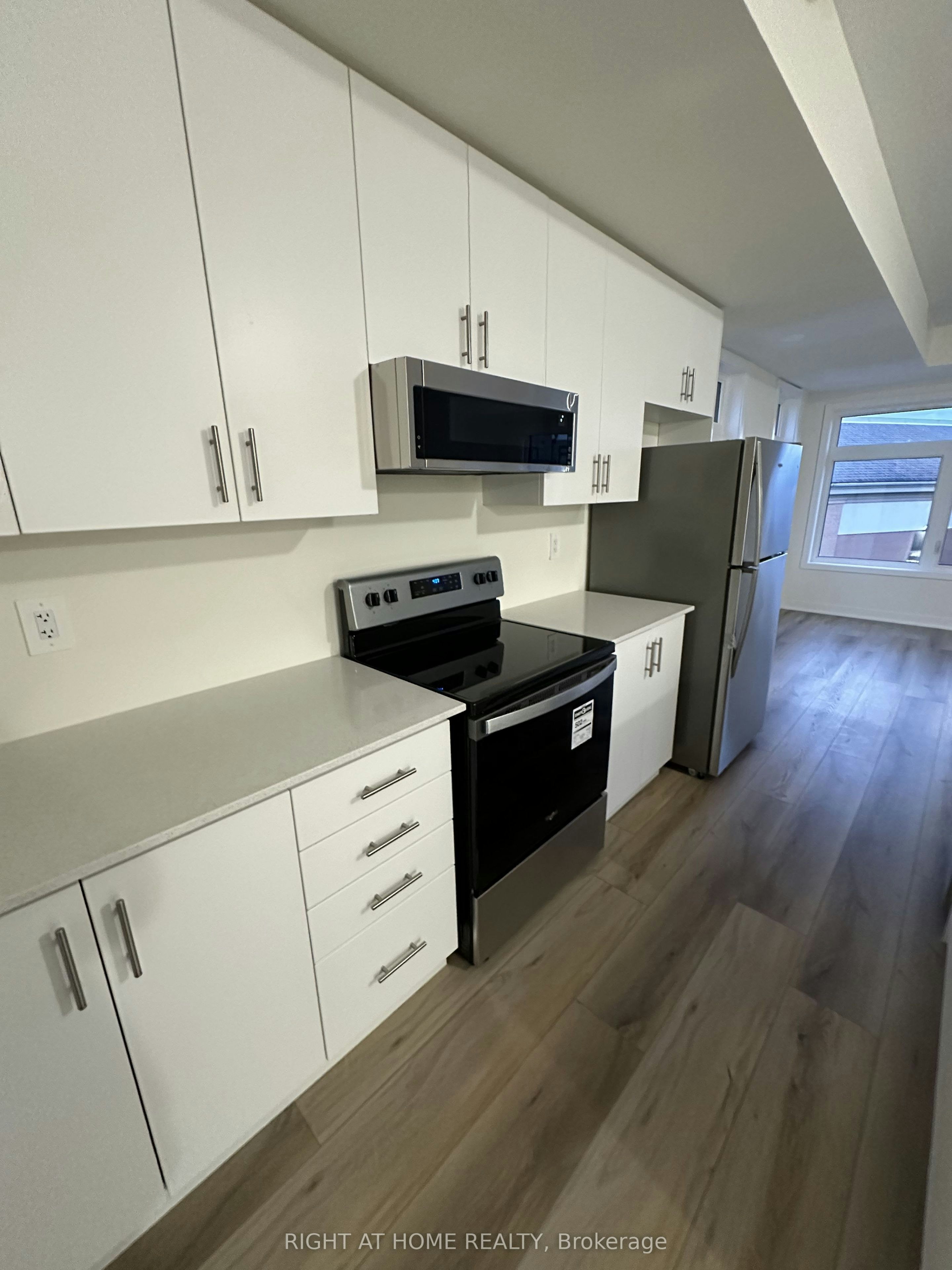 302-755 Omega Drive, Pickering, ON, L1V 0H1 - 17