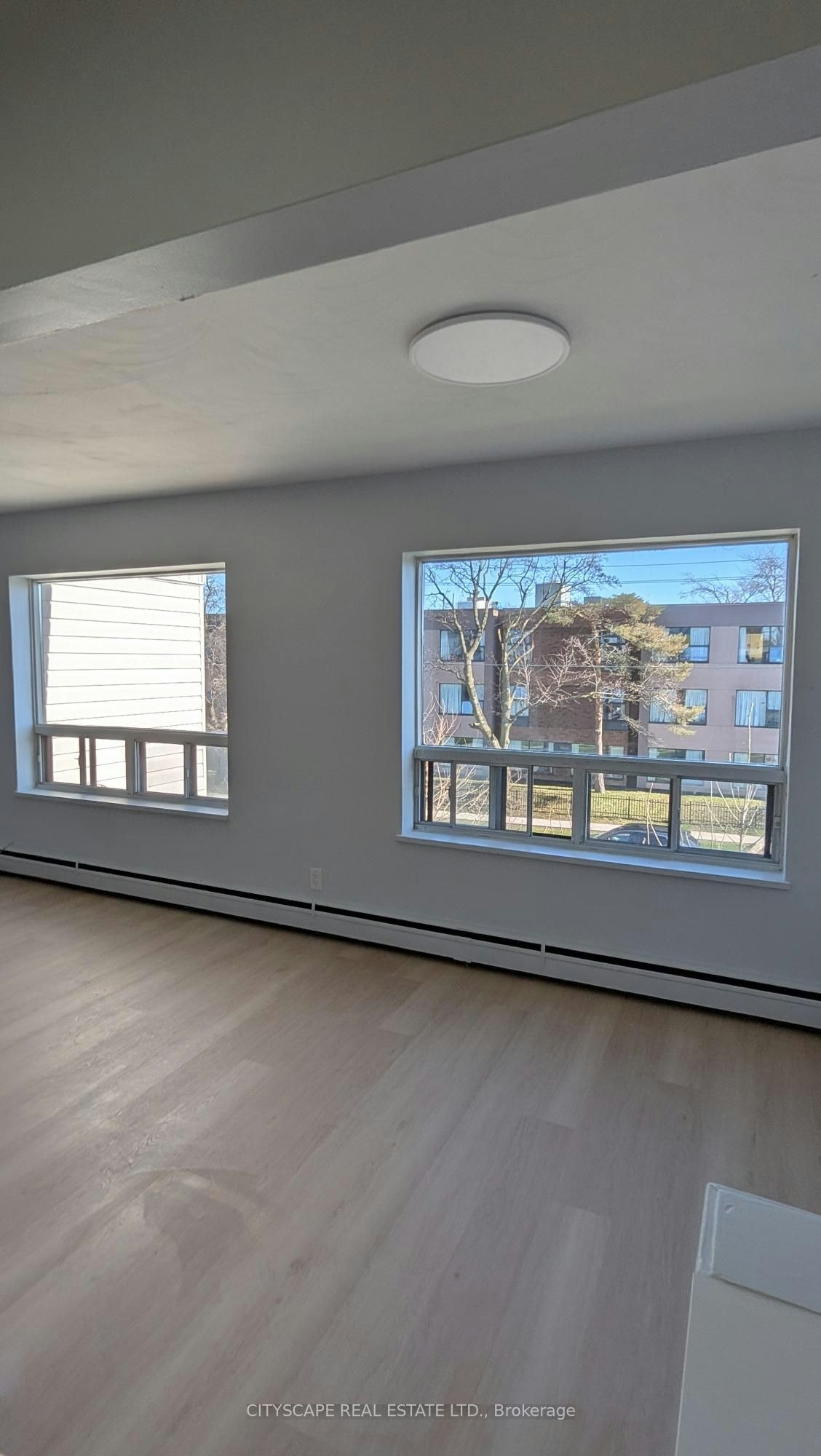 9-286 Saguenay Avenue, Oshawa, ON, L1J 2M8 - 25