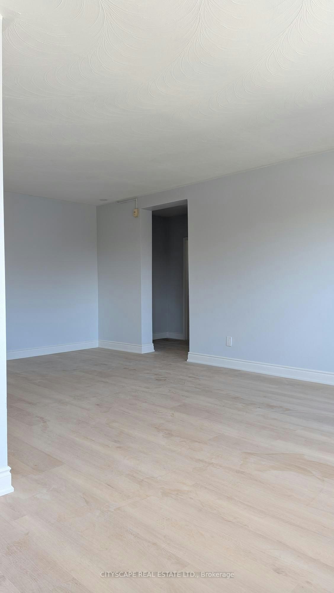 9-286 Saguenay Avenue, Oshawa, ON, L1J 2M8 - 10