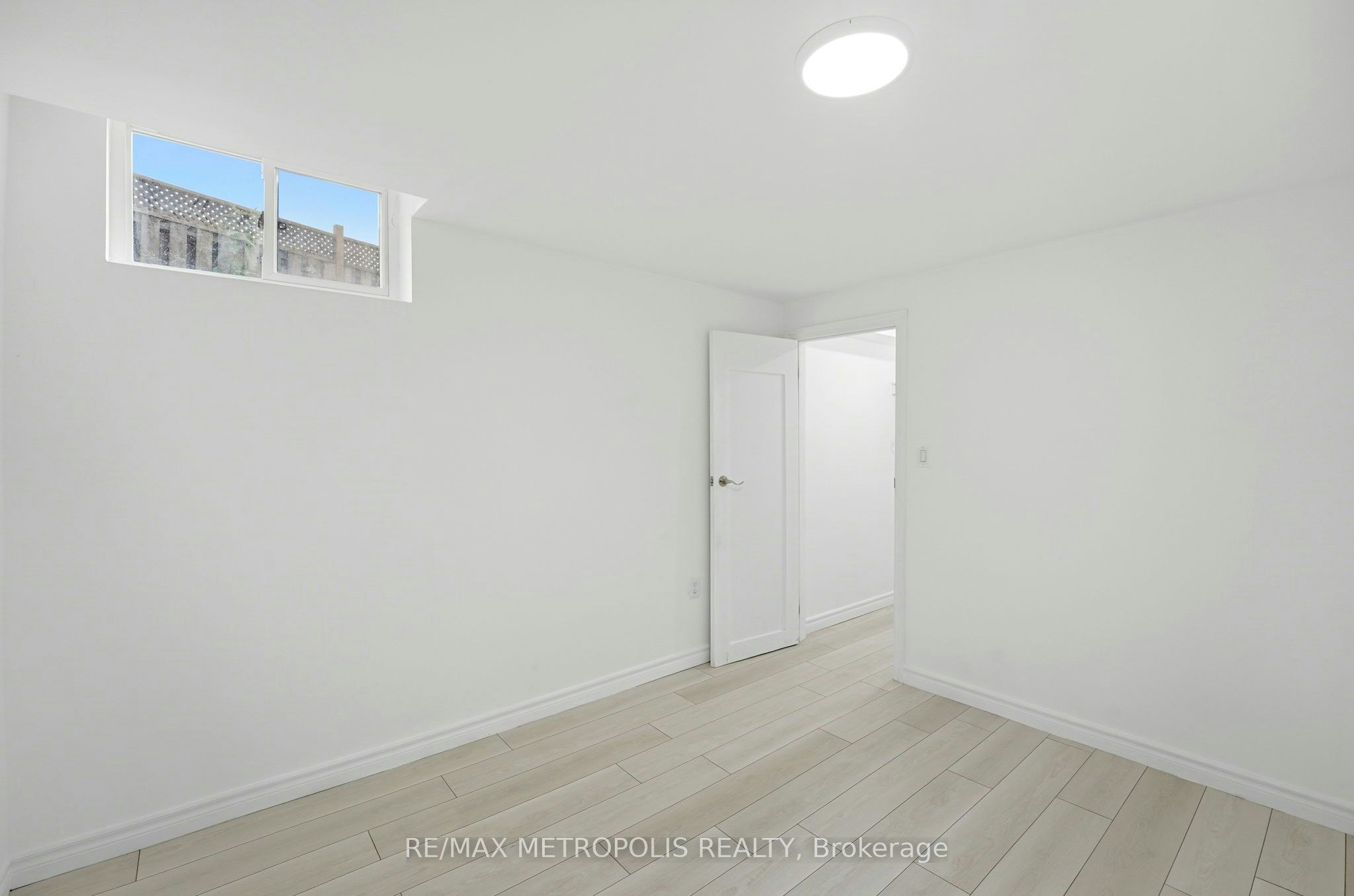 Bsmt-10 Sillett Drive, Ajax, ON, L1T 3J3 - 7