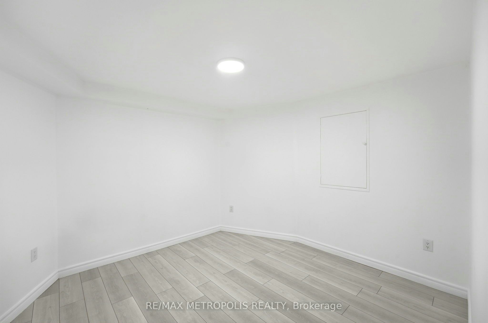 Bsmt-10 Sillett Drive, Ajax, ON, L1T 3J3 - 11