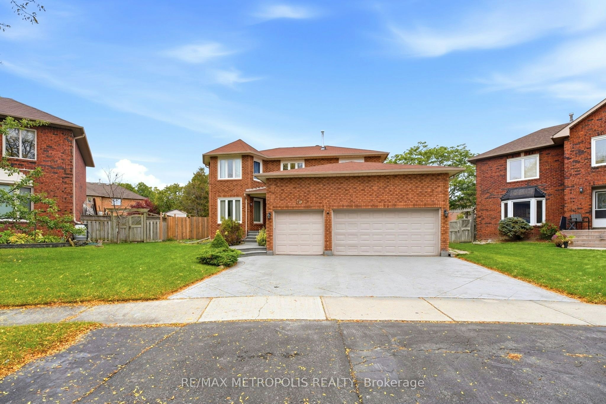 Bsmt-10 Sillett Drive, Ajax, ON, L1T 3J3