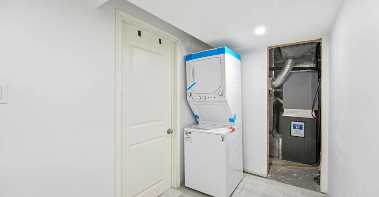 Bsmt-10 Sillett Drive, Ajax, ON, L1T 3J3 - 13