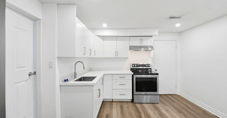 Bsmt-10 Sillett Drive, Ajax, ON, L1T 3J3 - 5