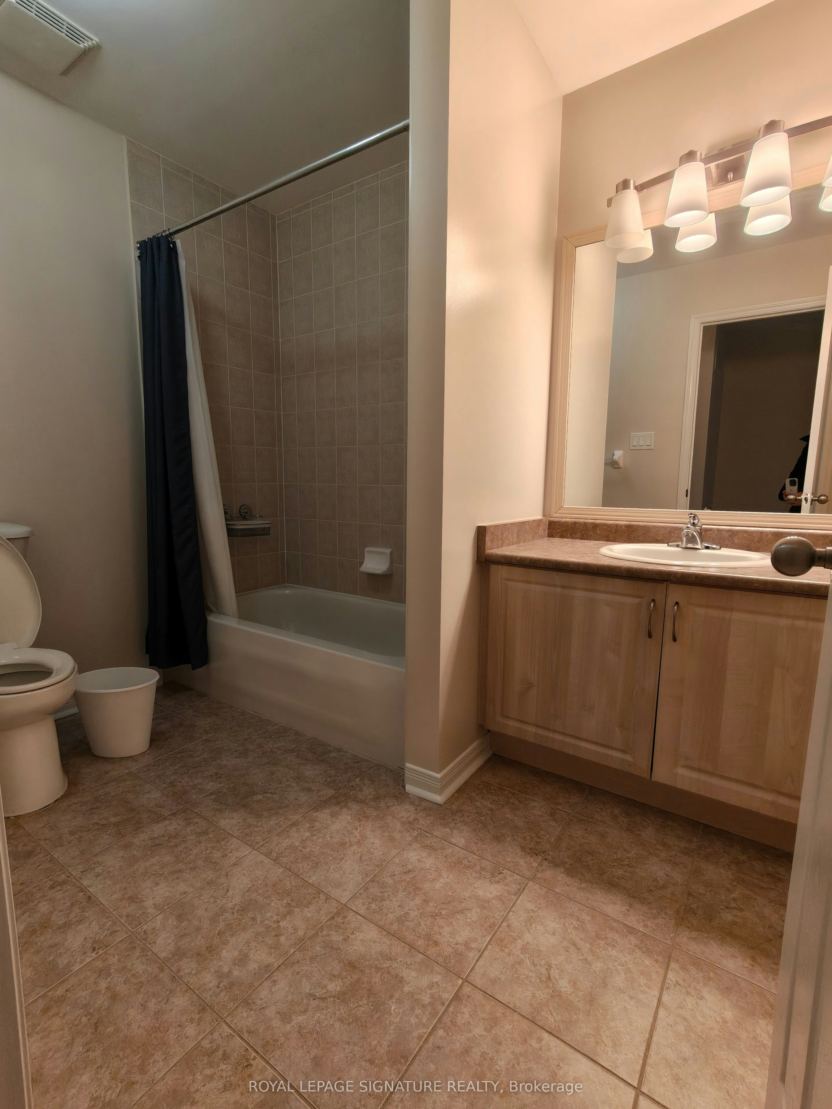 116 Silverwood Circle, Ajax, ON, L1Z 0A2 - 11