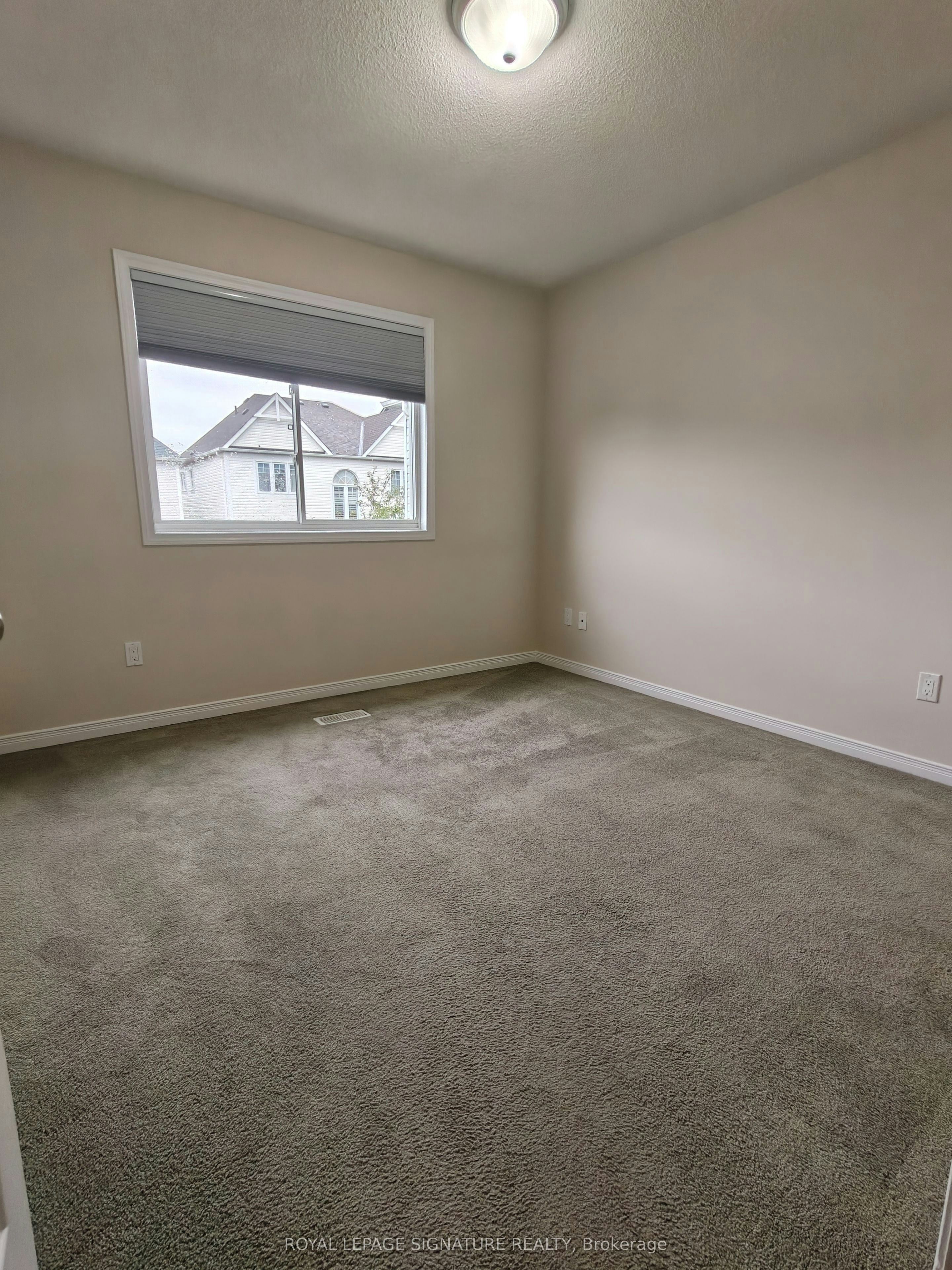 116 Silverwood Circle, Ajax, ON, L1Z 0A2 - 12